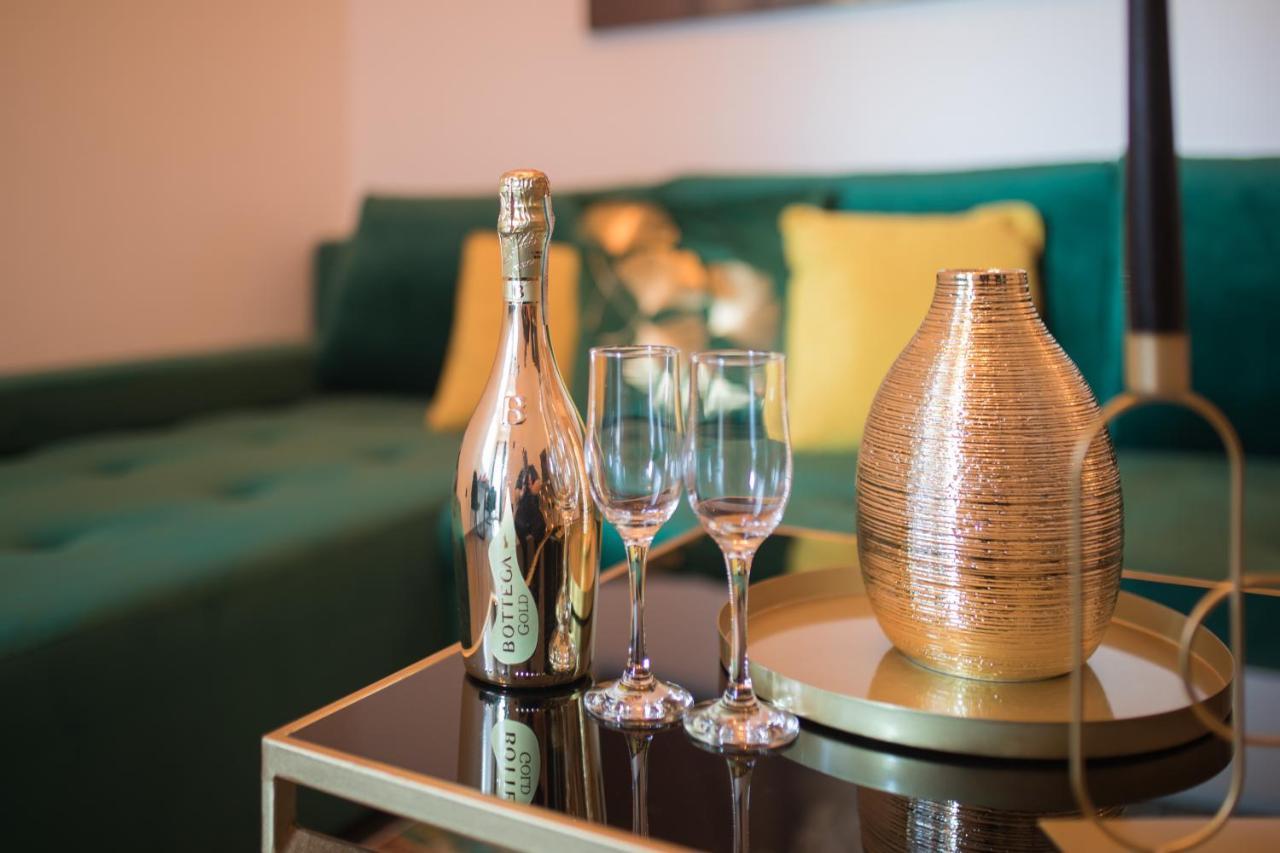 Apartmani Rispet シベニク エクステリア 写真