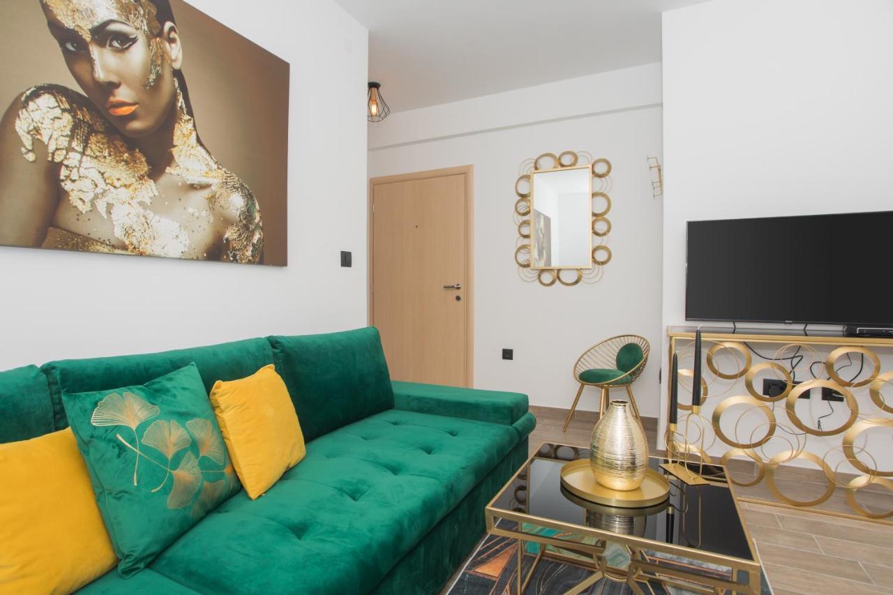 Apartmani Rispet シベニク エクステリア 写真