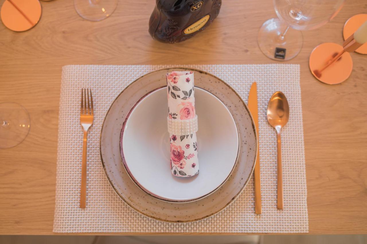Apartmani Rispet シベニク エクステリア 写真